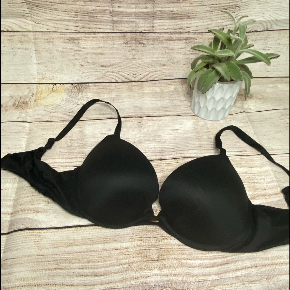 Victoria Secret Plunge bra
